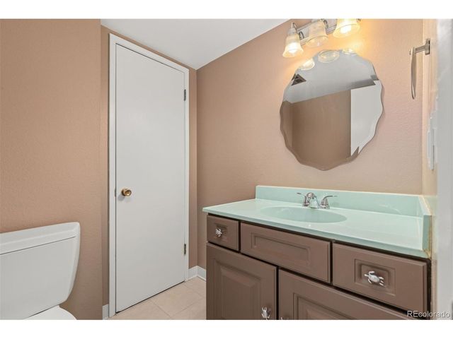 9051 E Nassau Ave 375, Denver, CO 80237