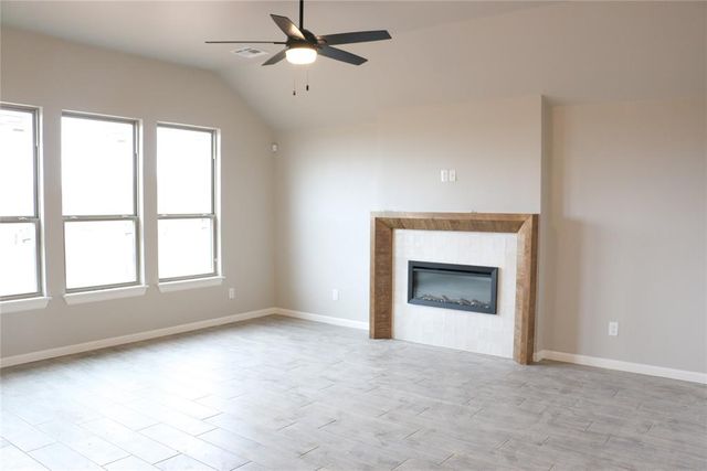 624 Trails End Drive, Shawnee, OK 74804