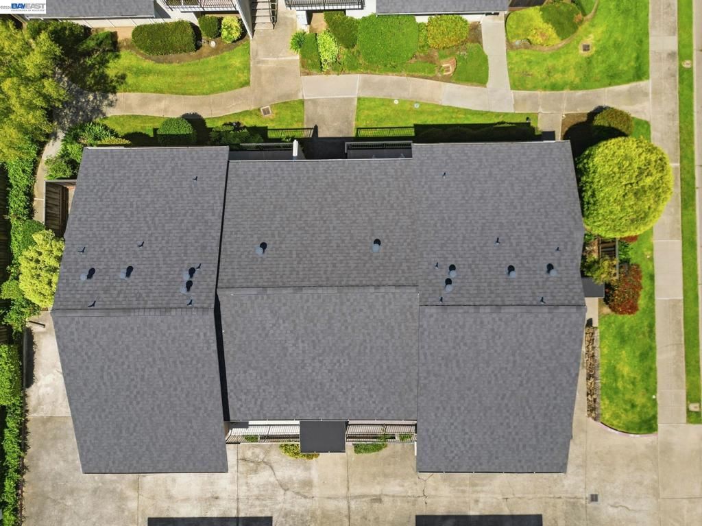 Image 29 of property listing at 14615 Doolittle Dr, San Leandro, CA 94577