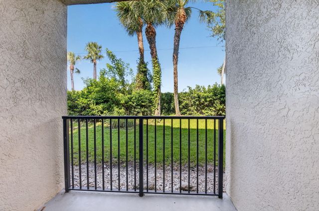 15055 MICHELANGELO Boulevard 102, Delray Beach, FL 33446