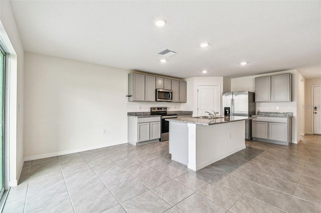 9211 MISSION BAY PL, Tampa, FL 33637