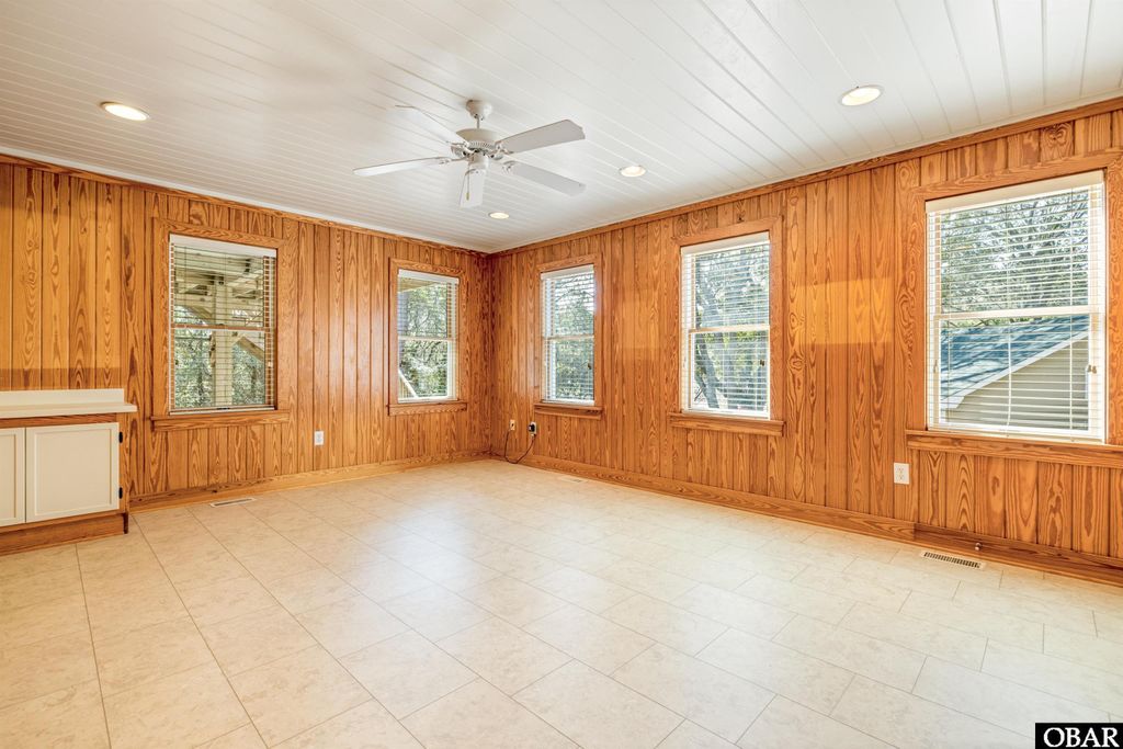 Image 38 of property listing at 114 W Sea Hawk Drive Lot 29, Duck, NC 27949