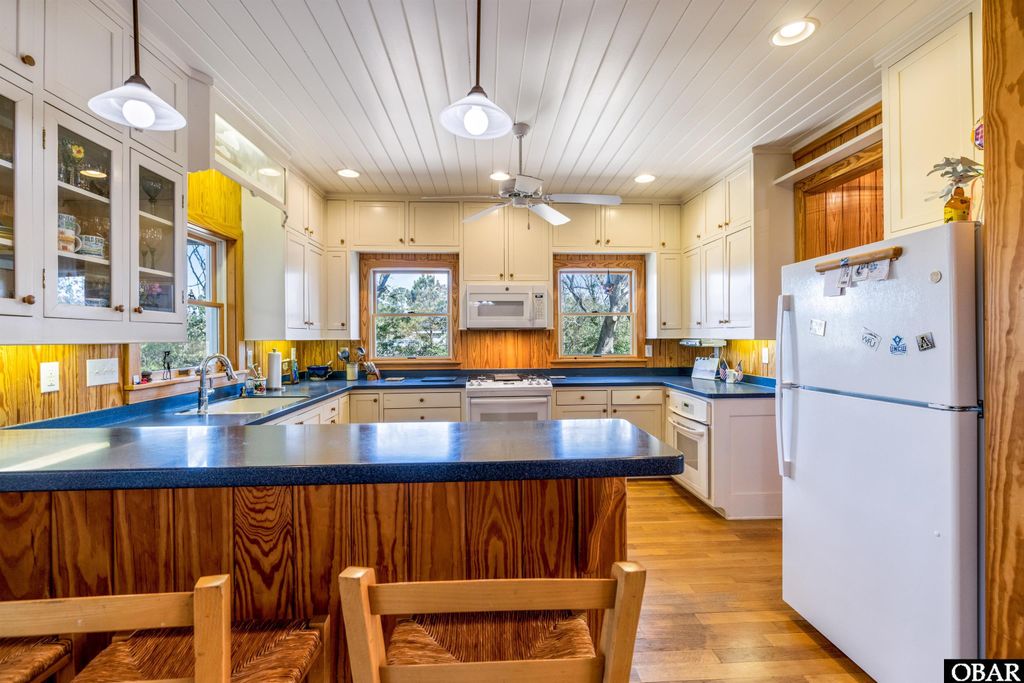 Image 7 of property listing at 114 W Sea Hawk Drive Lot 29, Duck, NC 27949