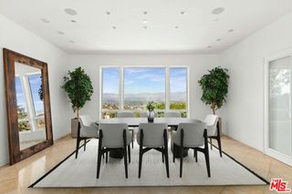 14435 Mulholland Drive, Los Angeles, CA 90077