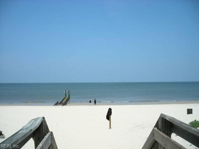 1537 E Ocean View Ave Apt 1, Norfolk, VA 23503