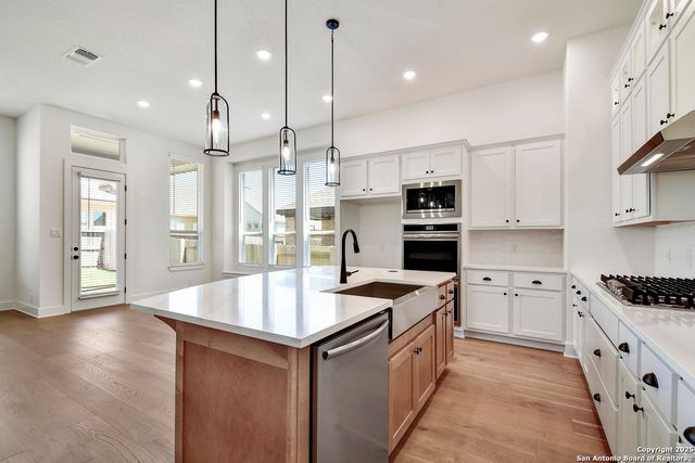1652 Seekat, New Braunfels, TX 78132