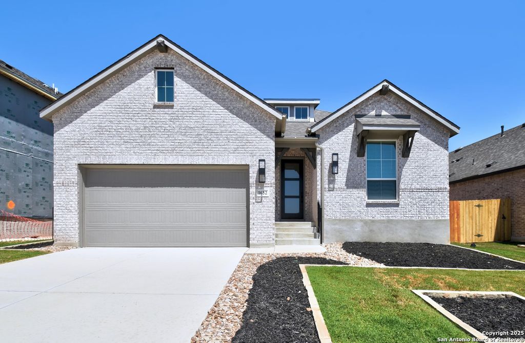 1652 Seekat, New Braunfels, TX 78132