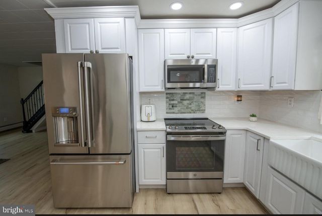 19 NARCISSUS LANE, Levittown, PA 19054