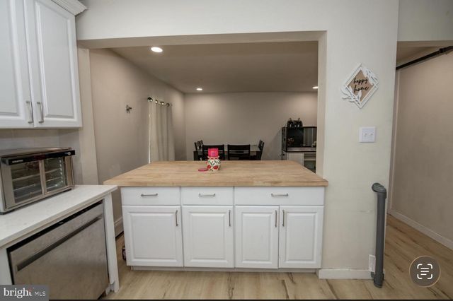 19 NARCISSUS LANE, Levittown, PA 19054
