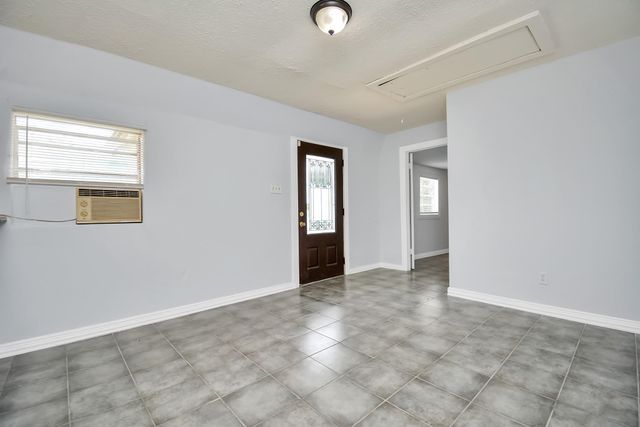 514 Avenue A, South Houston, TX 77587