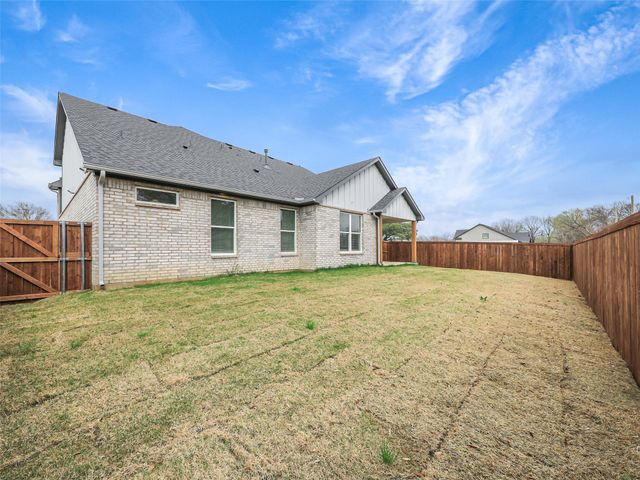 2610 Honor Court, Sherman, TX 75092