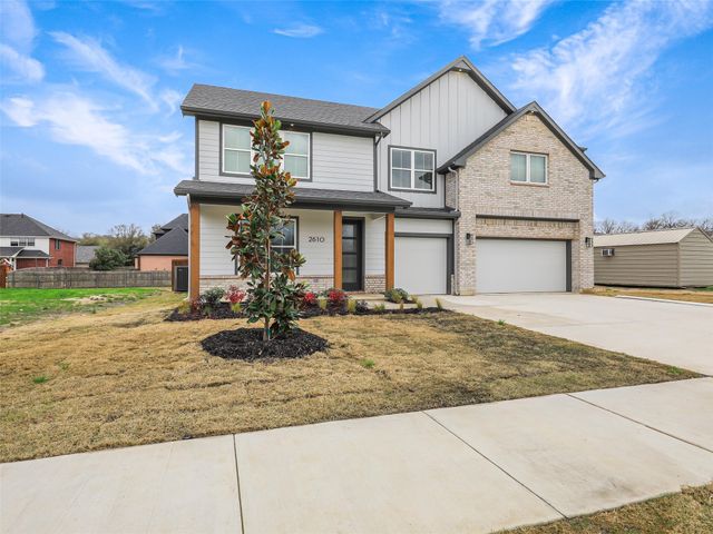 2610 Honor Court, Sherman, TX 75092