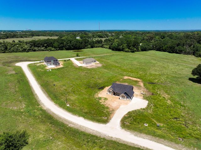 879 Pineview Circle, Jewett, TX 75846