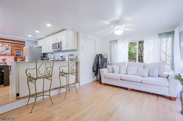 862 Bay Ave, Toms River Township, NJ 08753