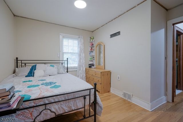 862 Bay Ave, Toms River Township, NJ 08753