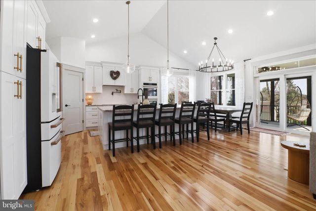 101 ACKLEY CIR, Lititz, PA 17543