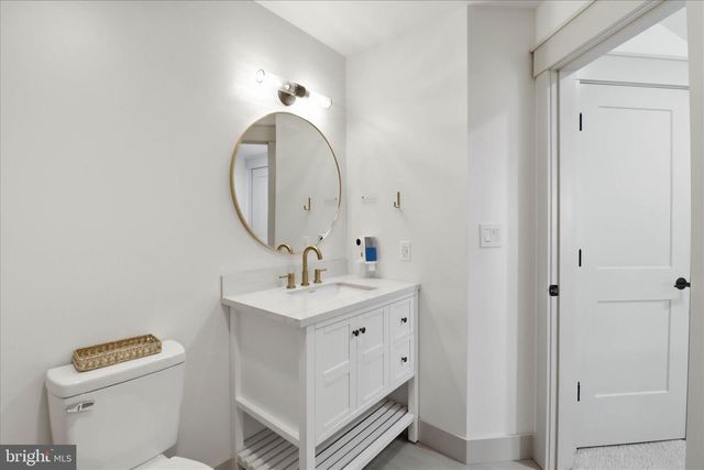 101 ACKLEY CIR, Lititz, PA 17543