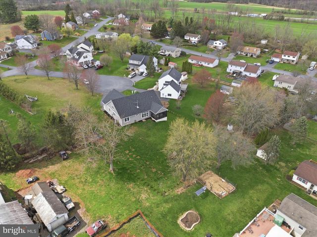 101 ACKLEY CIR, Lititz, PA 17543