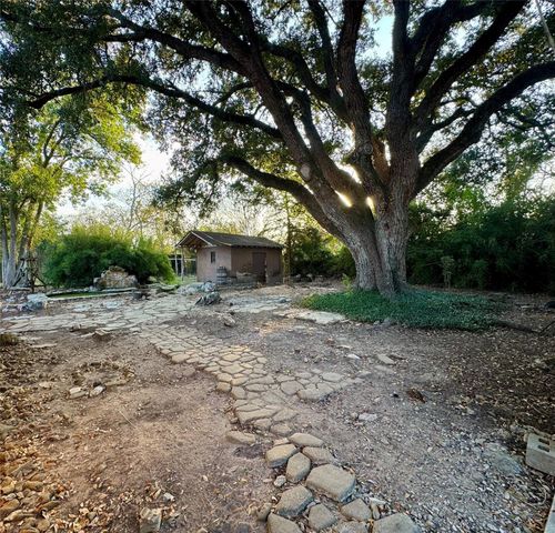 3706 College Street, Damon, TX 77430