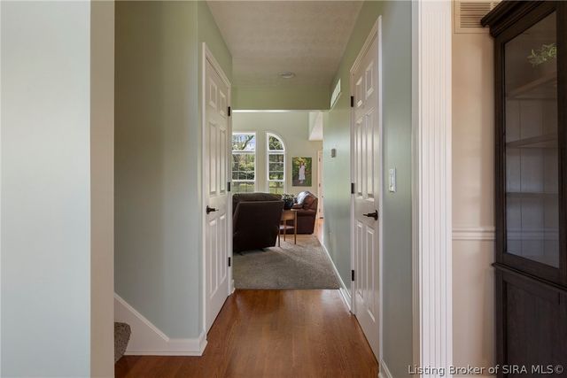 3056 Wolf Lake Boulevard, New Albany, IN 47150