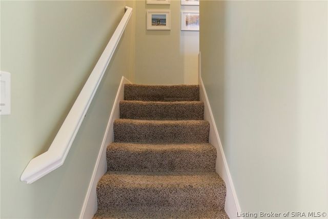 3056 Wolf Lake Boulevard, New Albany, IN 47150