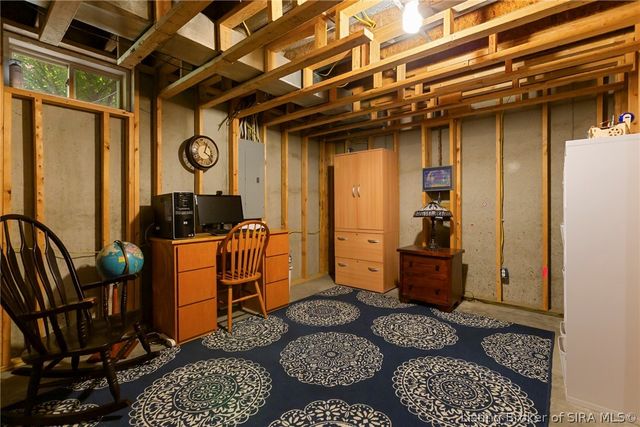 3056 Wolf Lake Boulevard, New Albany, IN 47150