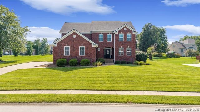 3056 Wolf Lake Boulevard, New Albany, IN 47150