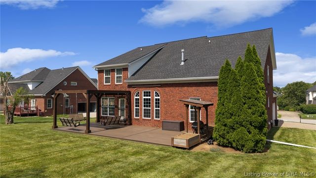 3056 Wolf Lake Boulevard, New Albany, IN 47150