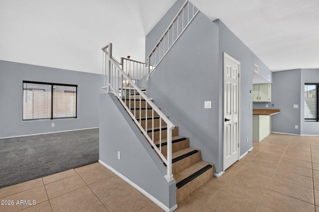 39 E LA VIEVE Lane, Tempe, AZ 85284