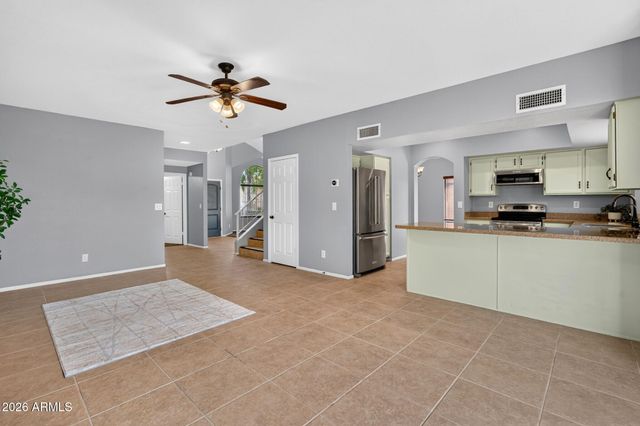 39 E LA VIEVE Lane, Tempe, AZ 85284