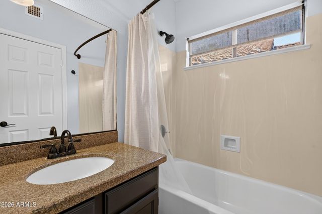 39 E LA VIEVE Lane, Tempe, AZ 85284