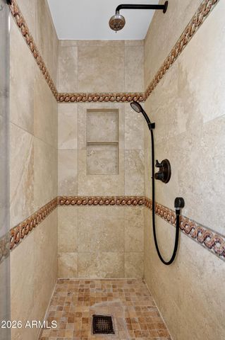 39 E LA VIEVE Lane, Tempe, AZ 85284