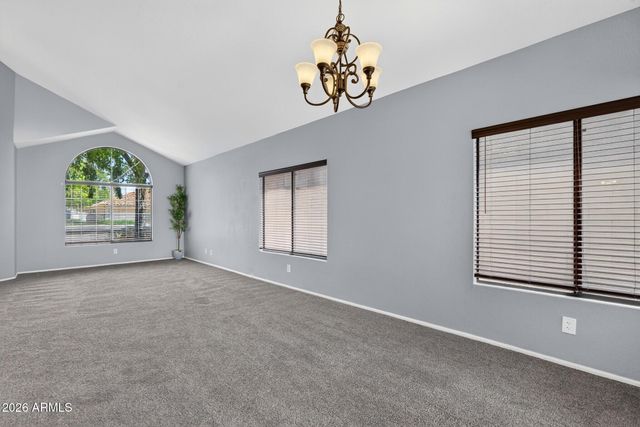 39 E LA VIEVE Lane, Tempe, AZ 85284