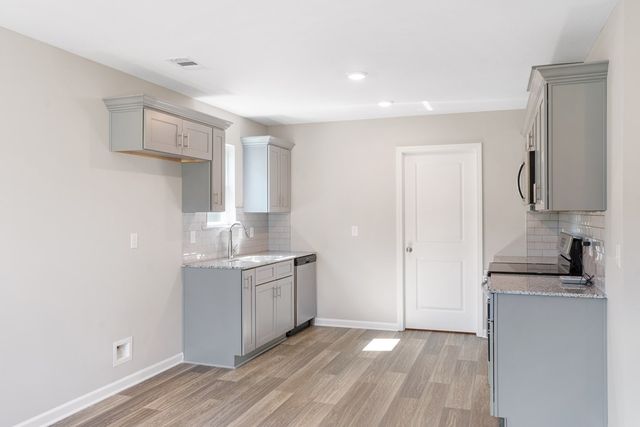 6 Summertide Drive, Phenix City, AL 36869