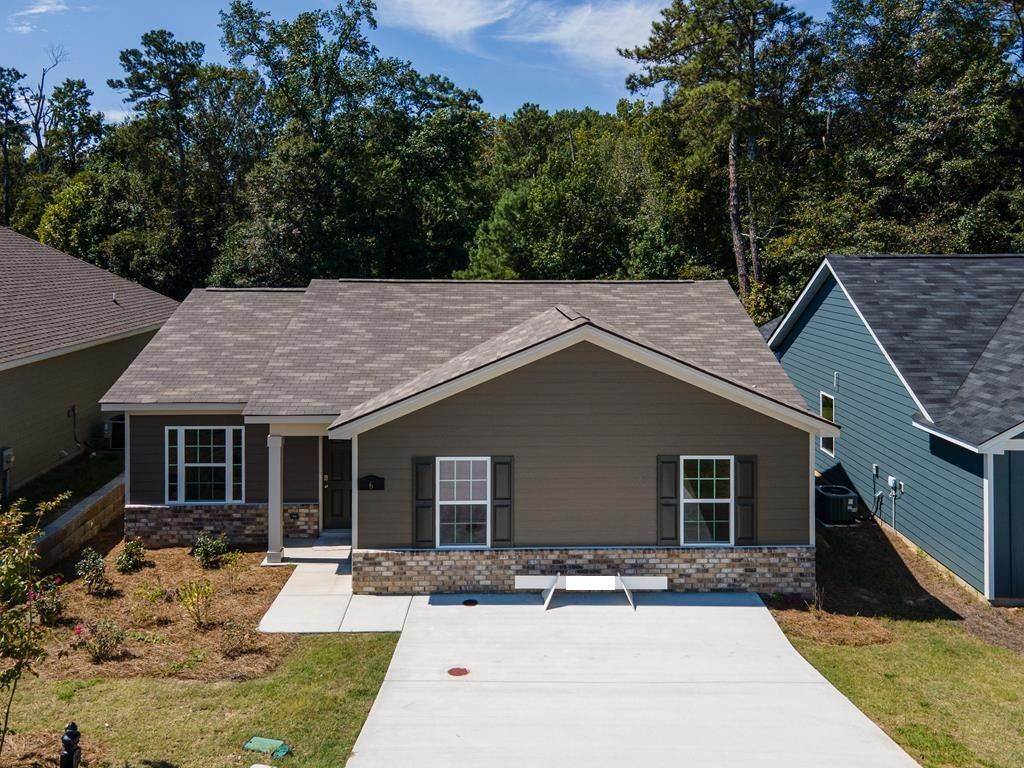 6 Summertide Drive, Phenix City, AL 36869