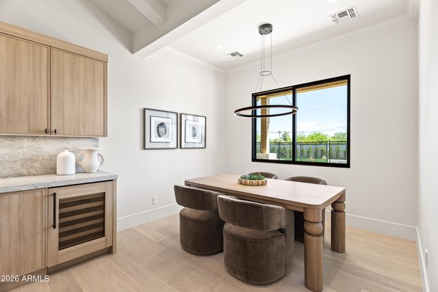 4119 E STANFORD Drive, Phoenix, AZ 85018