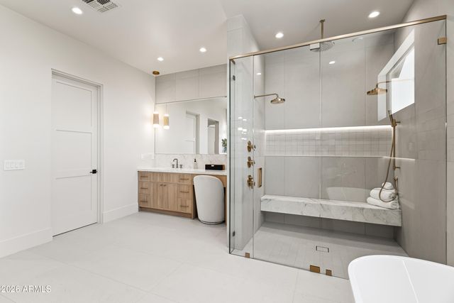 4119 E STANFORD Drive, Phoenix, AZ 85018