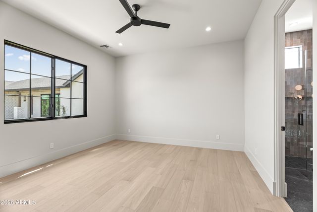 4119 E STANFORD Drive, Phoenix, AZ 85018