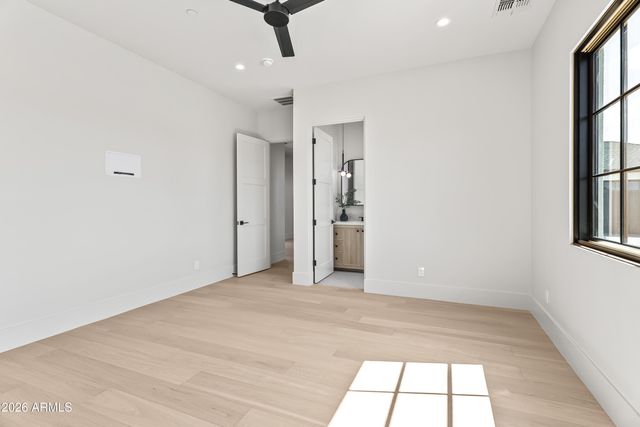 4119 E STANFORD Drive, Phoenix, AZ 85018