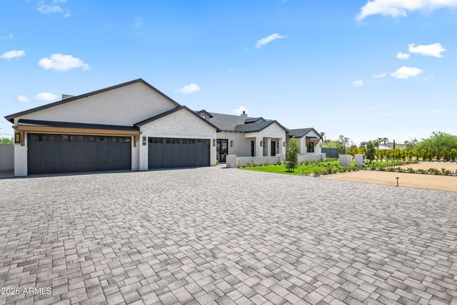 4119 E STANFORD Drive, Phoenix, AZ 85018