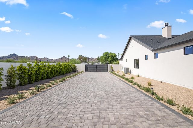 4119 E STANFORD Drive, Phoenix, AZ 85018
