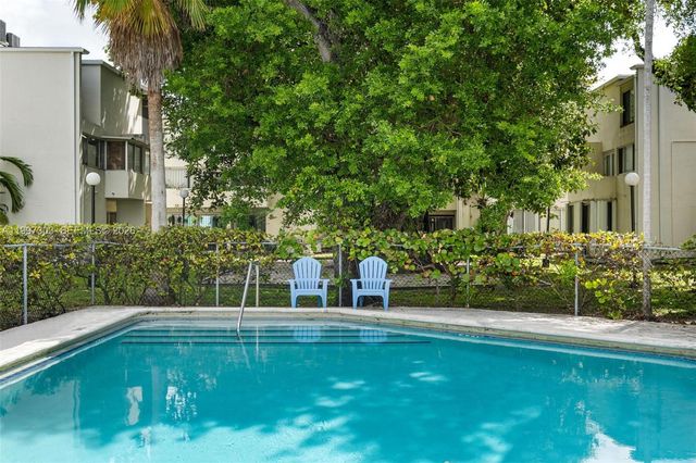 1916 SW 17th Ave 34, Miami, FL 33145