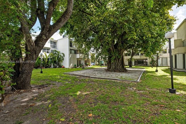 1916 SW 17th Ave 34, Miami, FL 33145