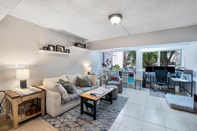 1916 SW 17th Ave 34, Miami, FL 33145