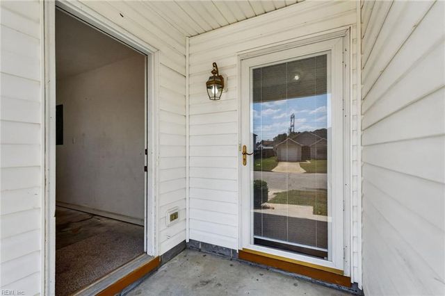 310 Greenfield CRES, Suffolk, VA 23434