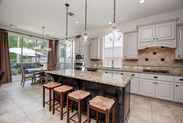 3302 Saint Charles Court, Missouri City, TX 77459