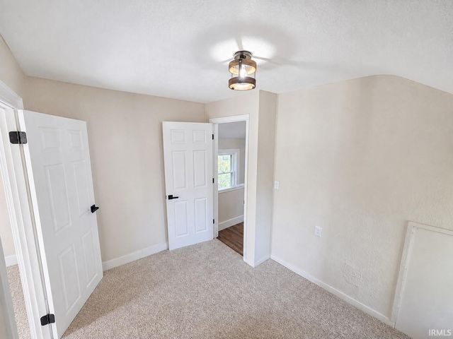 4102 Warsaw Street, Fort Wayne, IN 46806