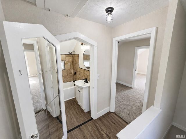 4102 Warsaw Street, Fort Wayne, IN 46806