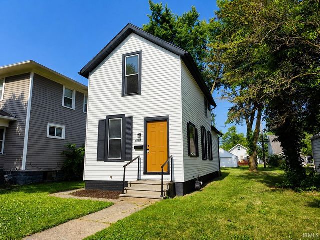 4102 Warsaw Street, Fort Wayne, IN 46806