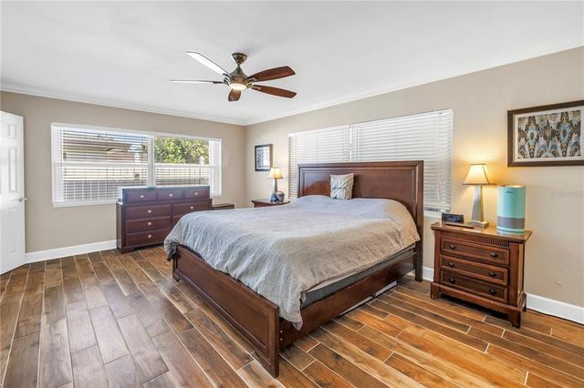 742 45TH AVENUE NE, St Petersburg, FL 33703